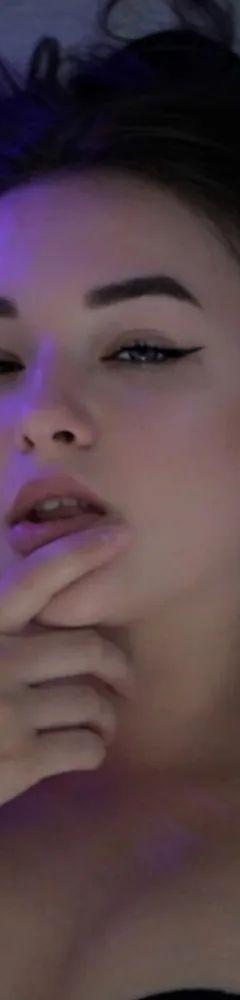 💋amina Virgin Babe👄