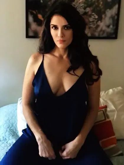 amornextdoor
