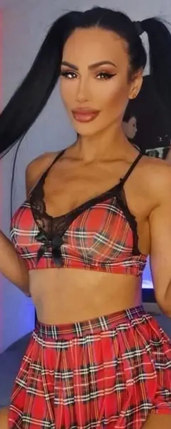 Lorette Lorena ๐ OnlyFans photo 1