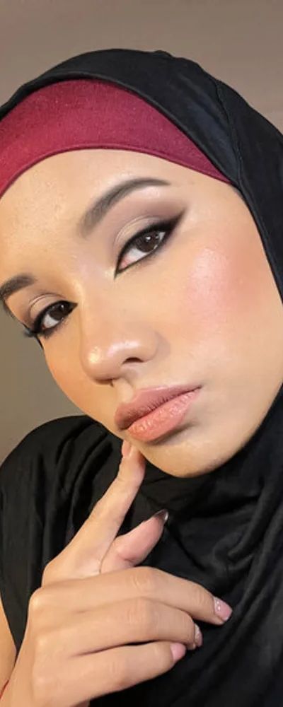 18 YEAR OLD HIJABI ☪️ FREE PAGE
