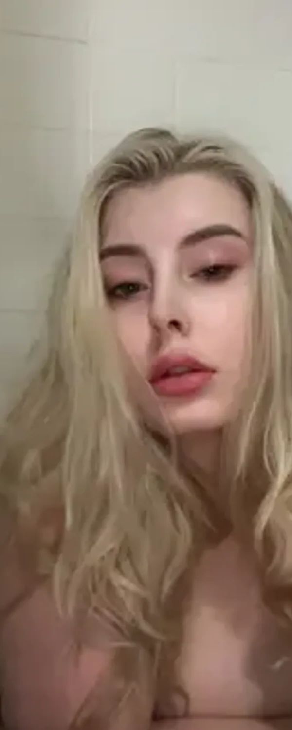 Hannah Baby ๐๐ฆ OnlyFans photo 1