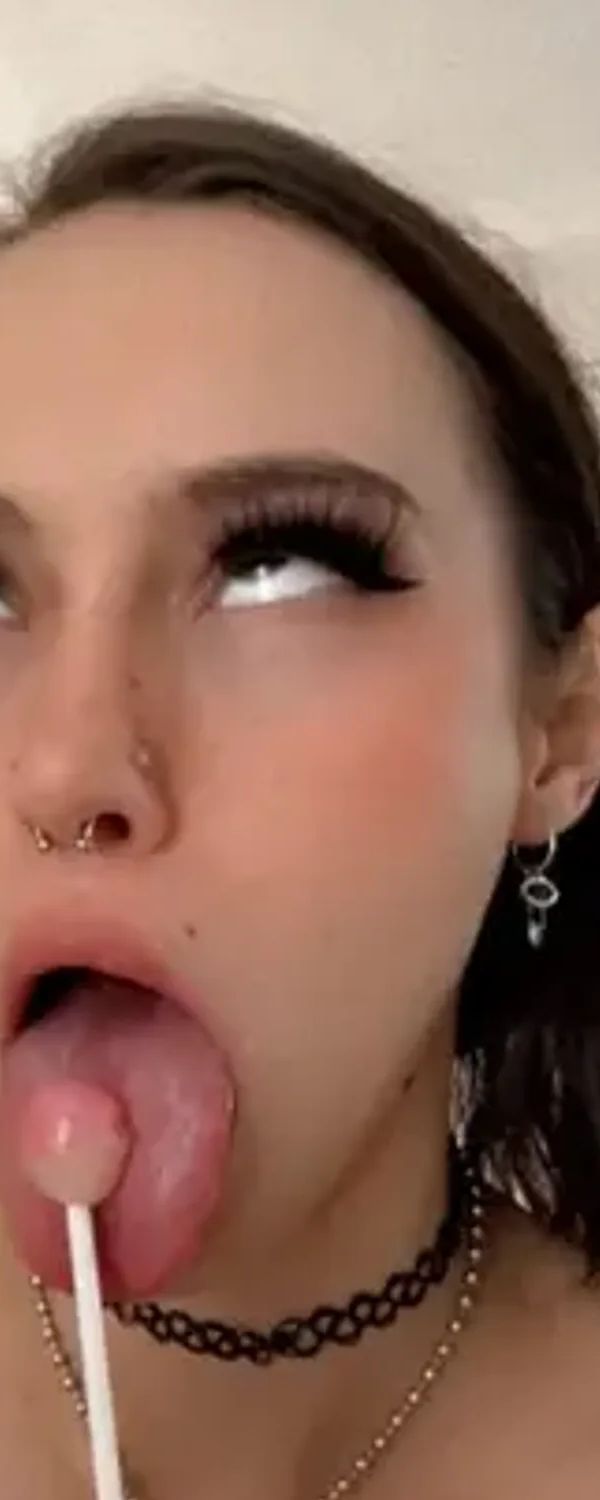 Nikki Rain OnlyFans photo 1