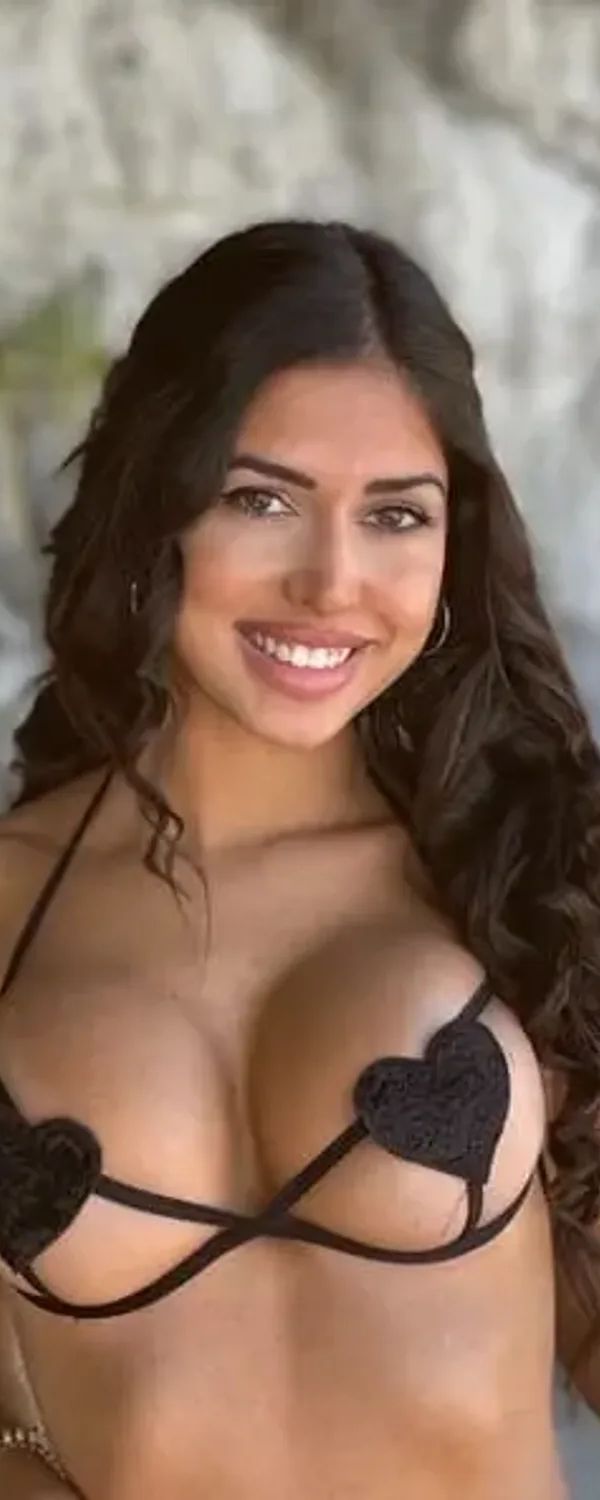 ❤️ Marta Estevez OnlyFans photo 1