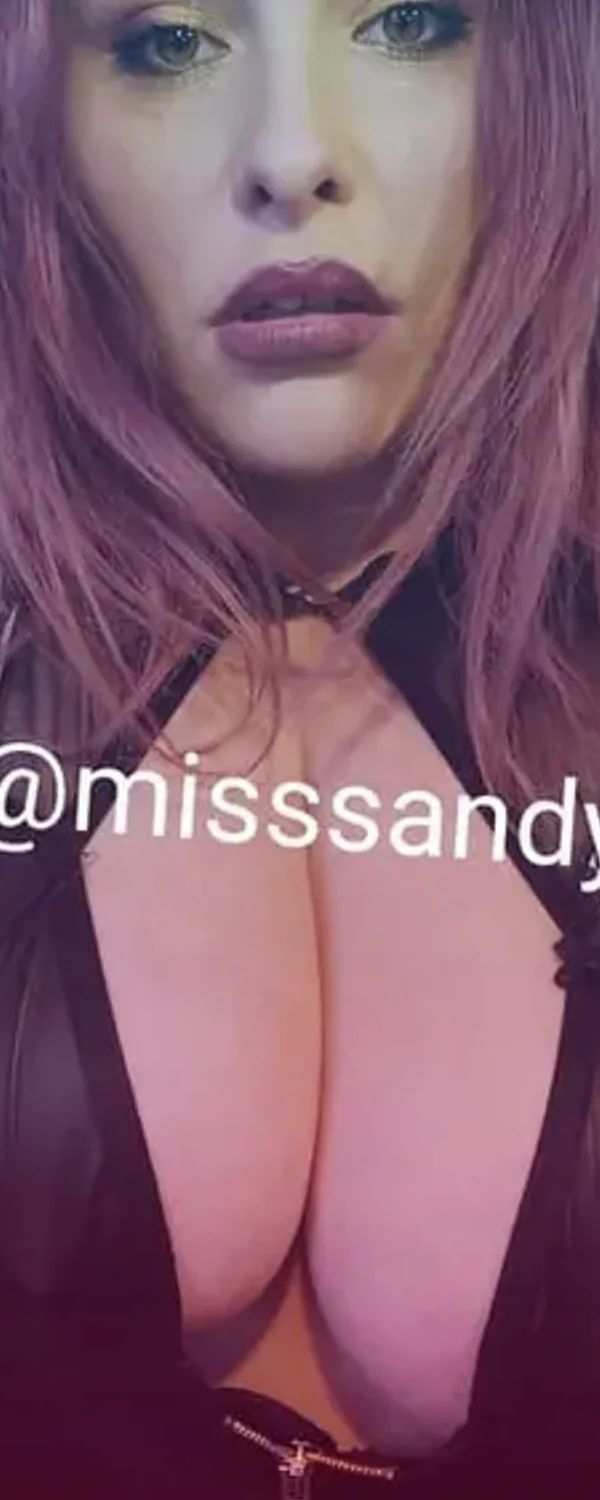 Miss Sandy Chokes OnlyFans photo 1