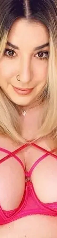 KYRA ( Hairy Pussy )