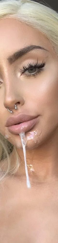 Naomi Woods