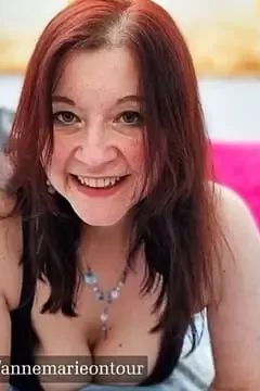 Curvy Annemarie English Mum - TOP 5%