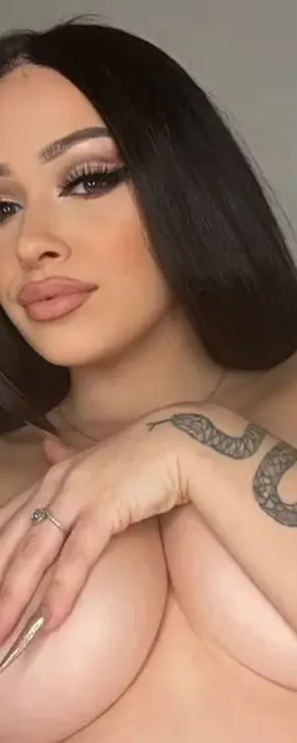 Queengeoođź’• OnlyFans photo 1