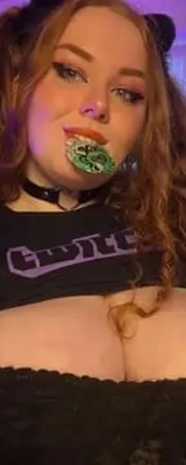 Bustyseawitch OnlyFans photo 1