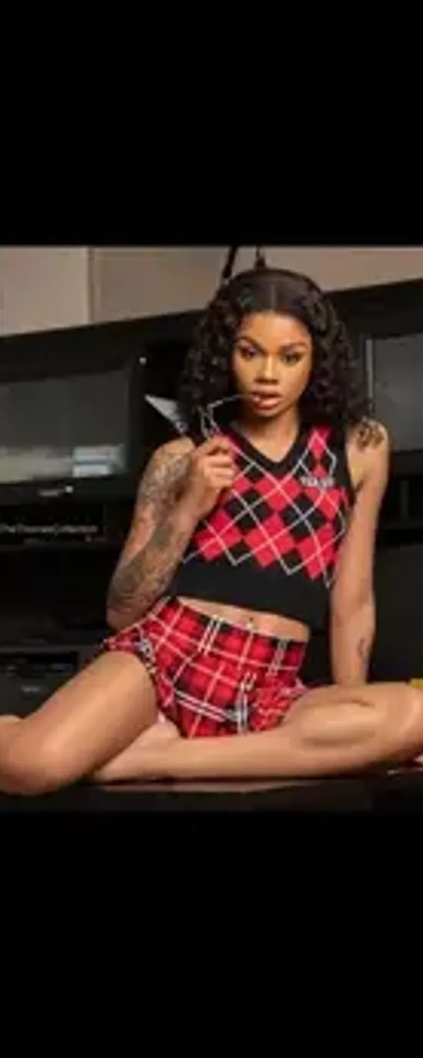 Renity Love FREE OnlyFans photo 1