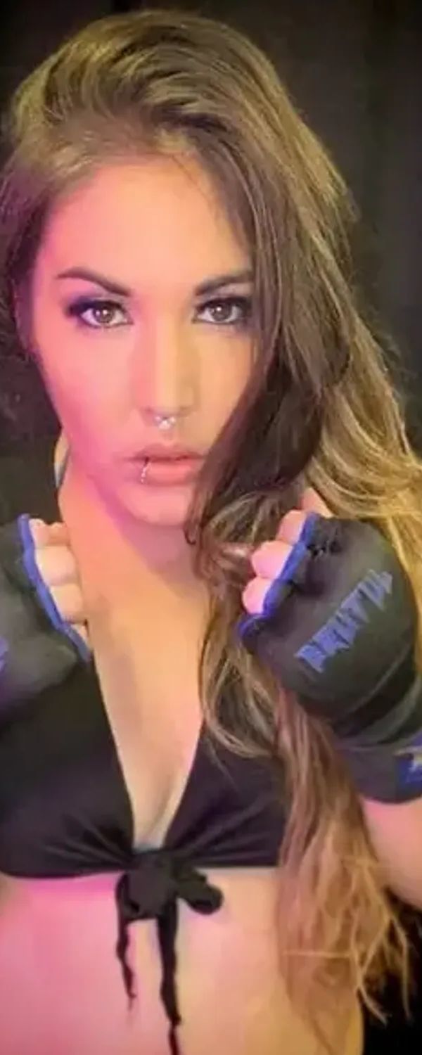 Lily-kat Wrestling OnlyFans photo 1