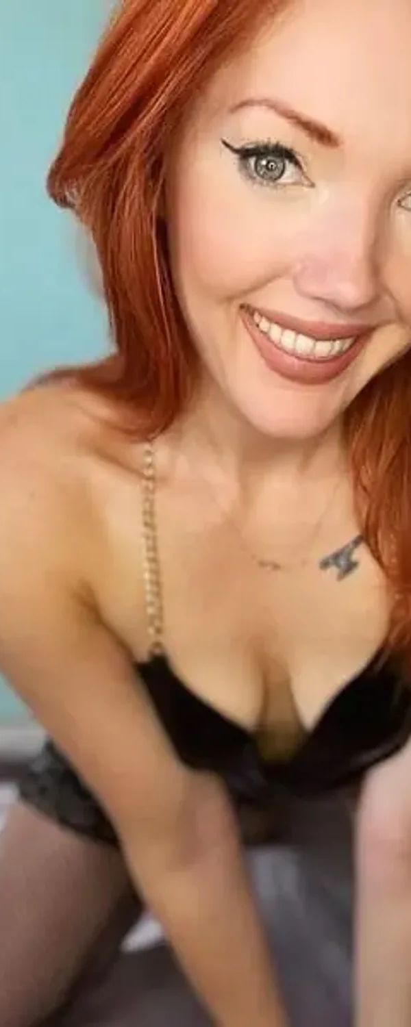 Sweetlikestrawberrywine OnlyFans photo 1