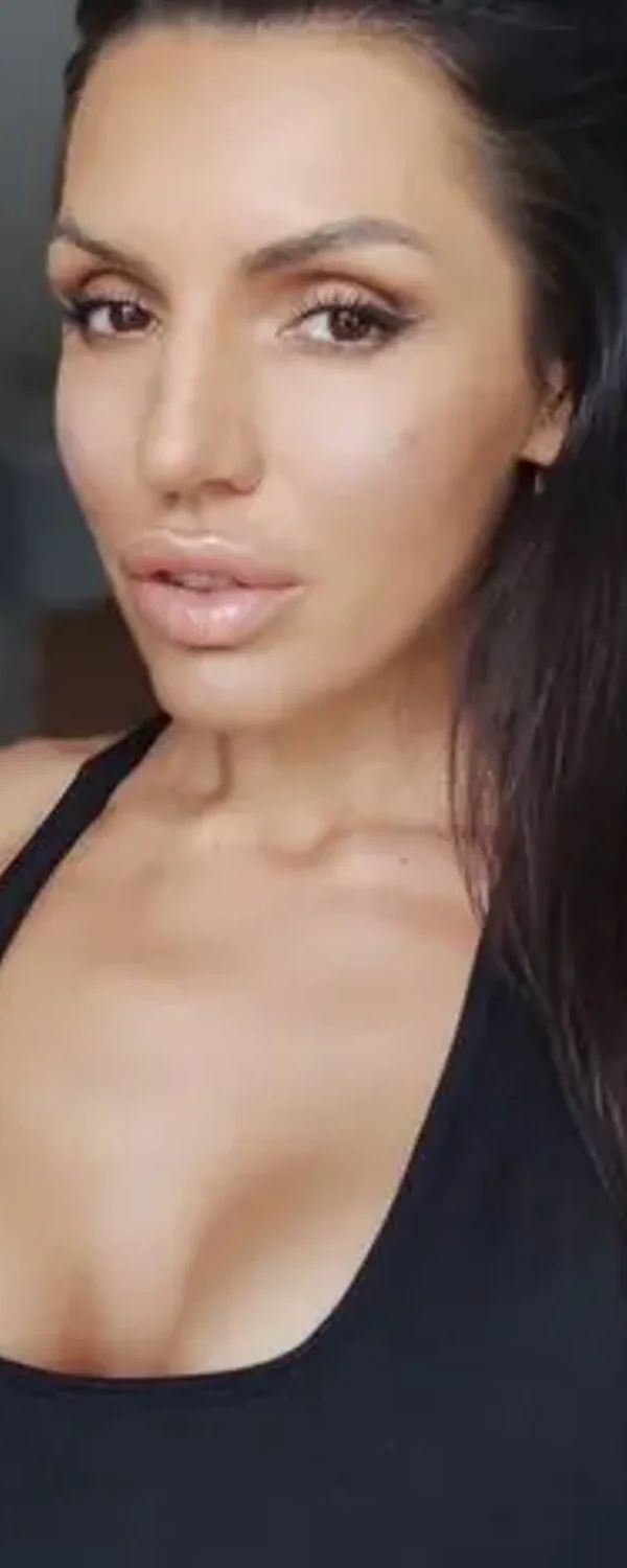 Eva Sadie OnlyFans photo 1
