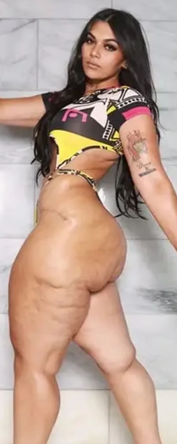 Lena Luxxe OnlyFans photo 1