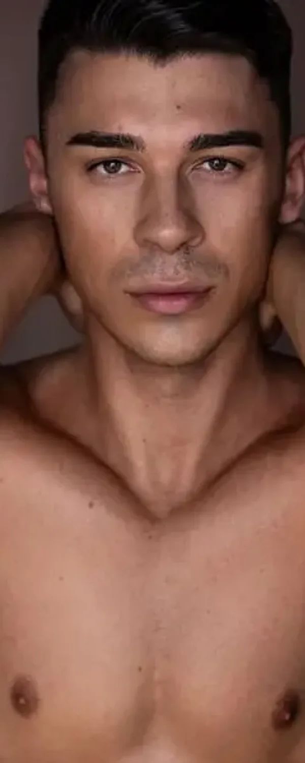 HANDSOME BUCK OnlyFans photo 1