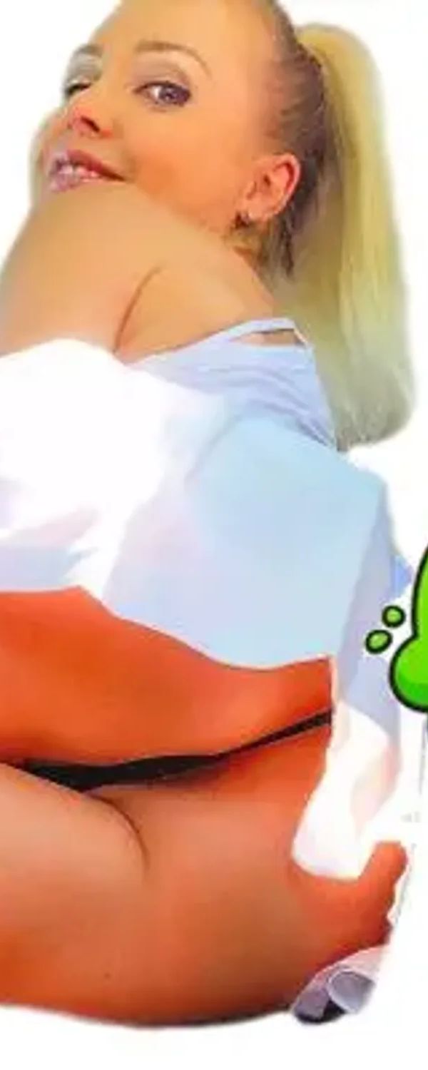 🥦 Blond Blaster 🥦 (fart Fetish) OnlyFans photo 1