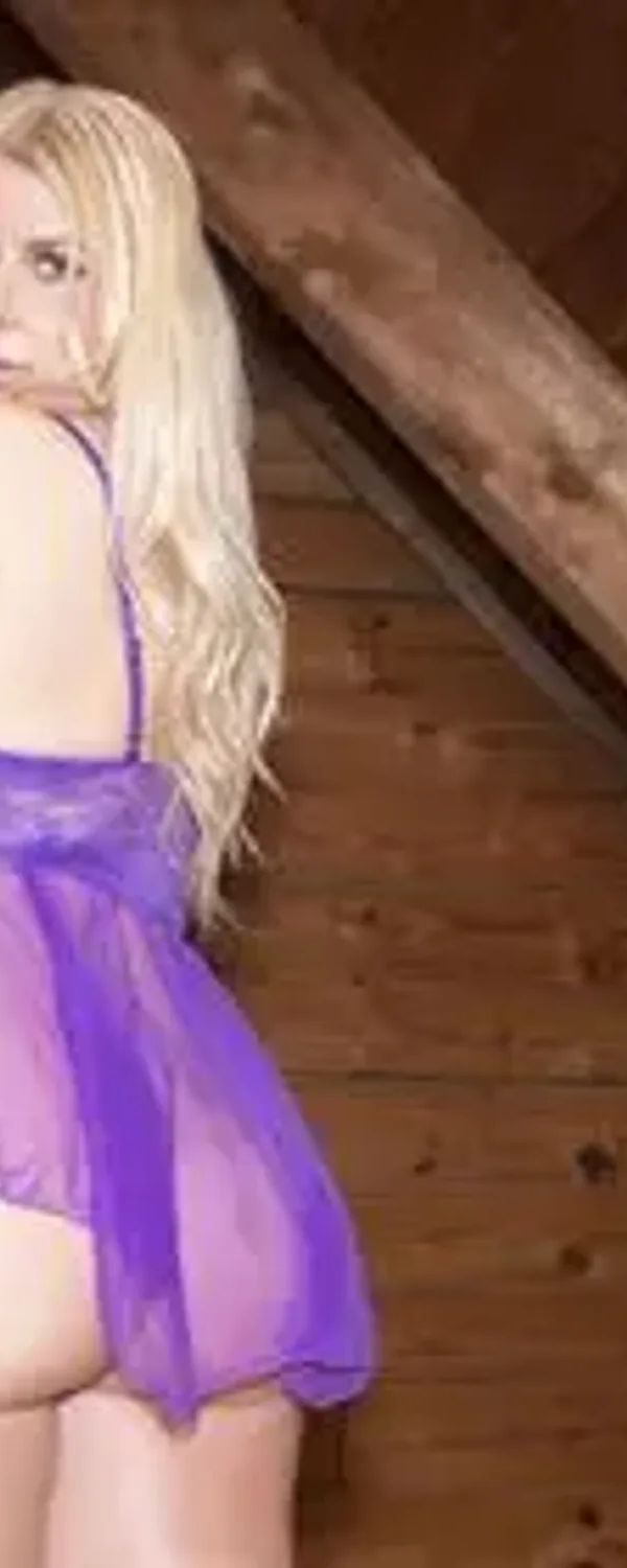 Stephanie Lana OnlyFans photo 1