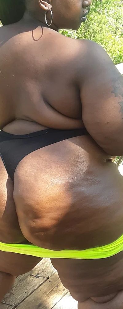 Chantelly Layne