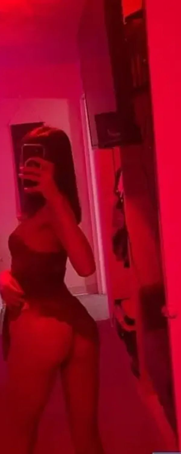 Sophomore Emily OnlyFans photo 1
