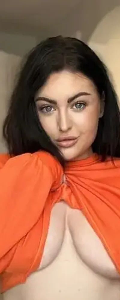 NATALIA REYNOLDS 💦