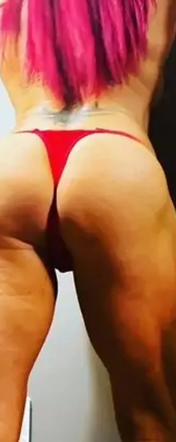 Kandylegsfree OnlyFans photo 1