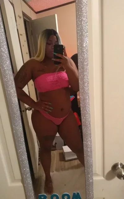 Ebonyhotwife