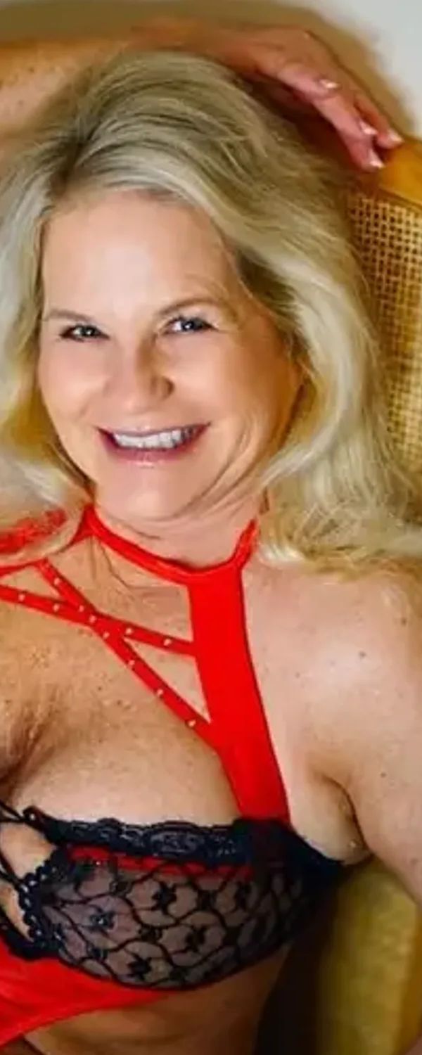 Hot Wife Candyπππ OnlyFans photo 1