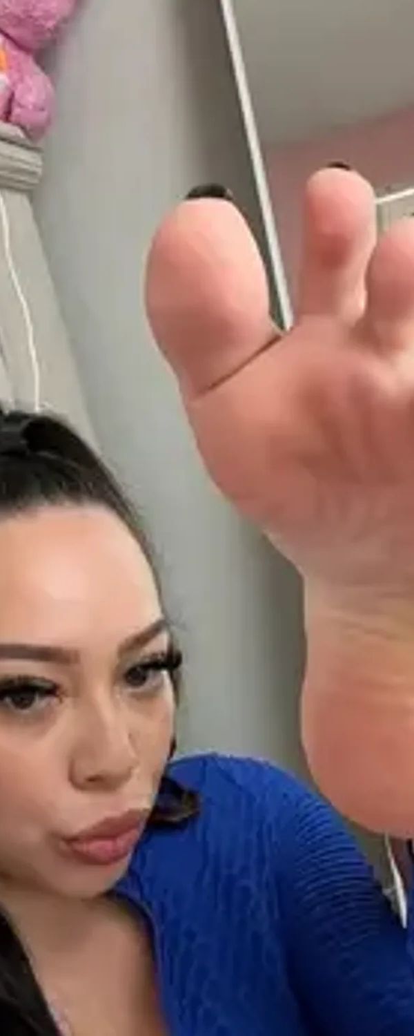 Sweetiestoes OnlyFans photo 1