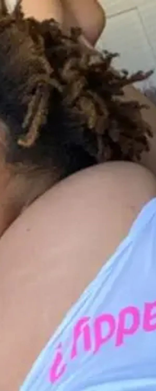 Kisslandxo OnlyFans photo 1