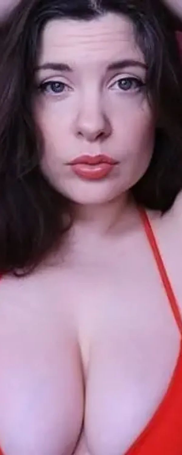 Hairy Hanny OnlyFans photo 1