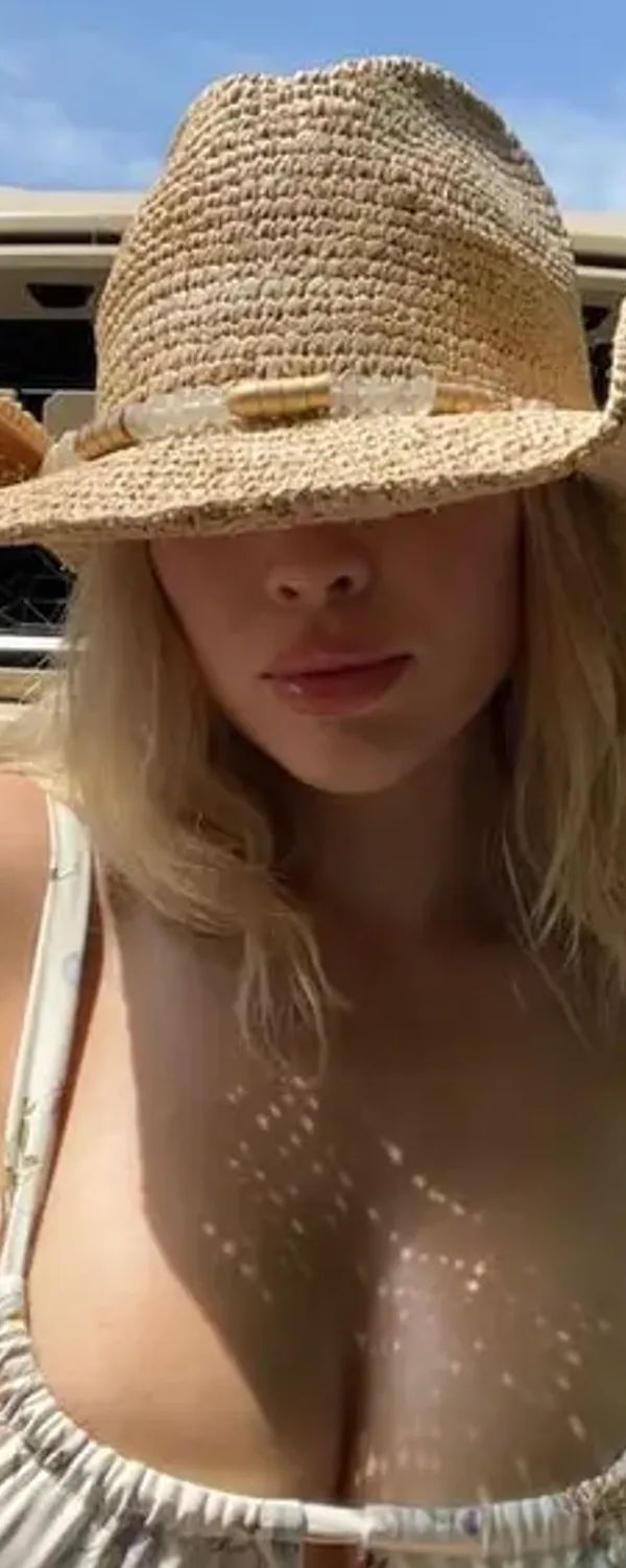 Daisy Keech OnlyFans photo 1