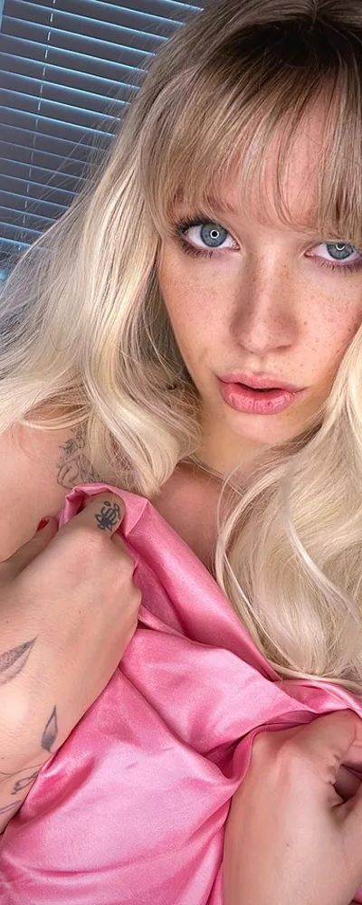 Willow’s Secret 💋 Your Girl Next Door