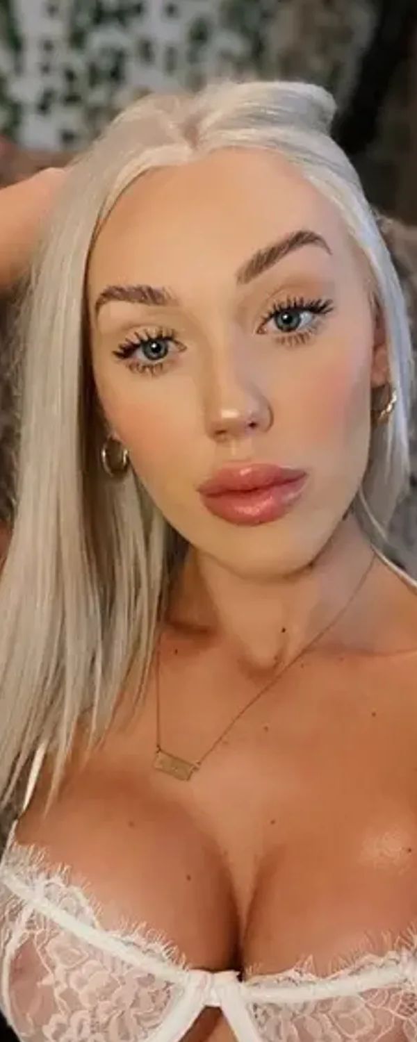 Rich Girl❀ OnlyFans photo 1