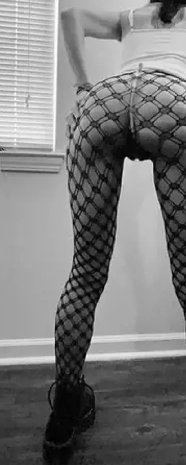Peachybb//interracial OnlyFans photo 1