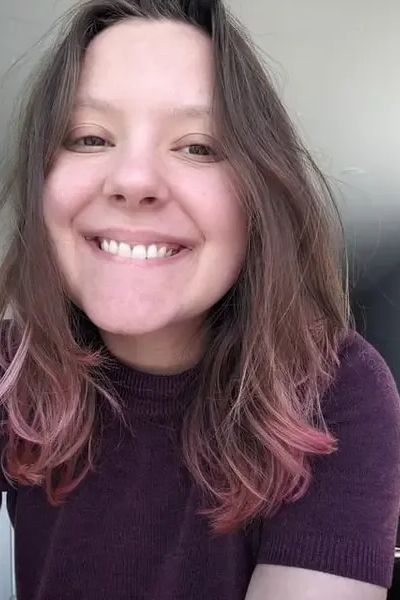 Kali Cox | All Natural Nerdy Girlfriend