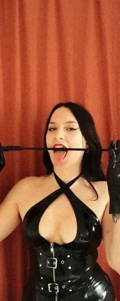 MISS MAY BERLIN