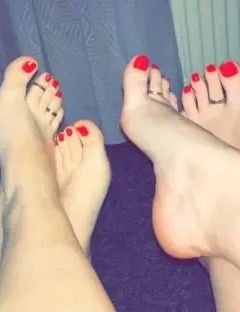 oliviarosetoes