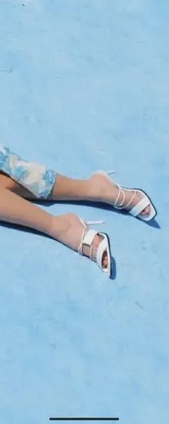 petite.feet7