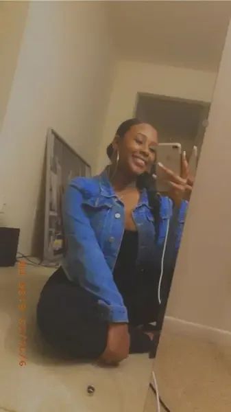 prettyprettyari
